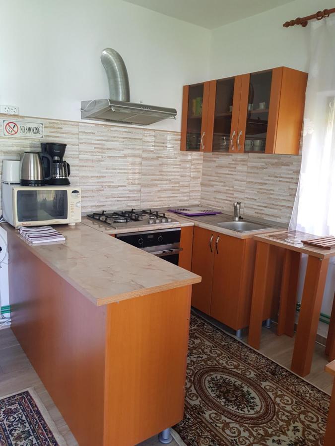 La Bunicu Villa Polovragi Bagian luar foto