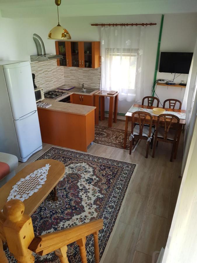 La Bunicu Villa Polovragi Bagian luar foto