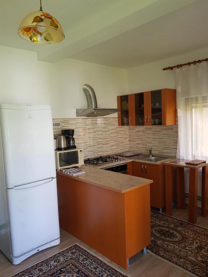 La Bunicu Villa Polovragi Bagian luar foto